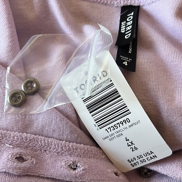 Torrid Henley Jumpsuit Cover Up / Loungewear / Pajamas - Terry Lilac, Size 4 - Picture 7 of 7